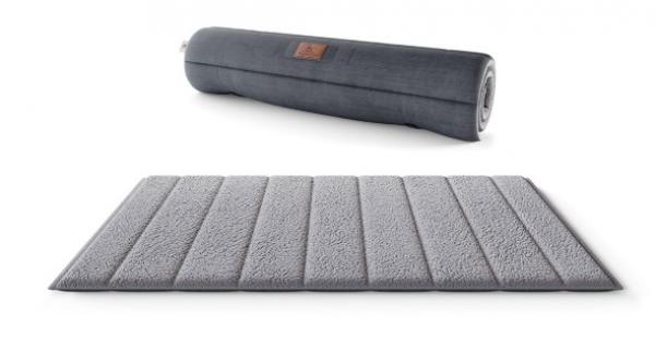 Knuffelwuff tragbare Reisematte Linea Travel aus Velours